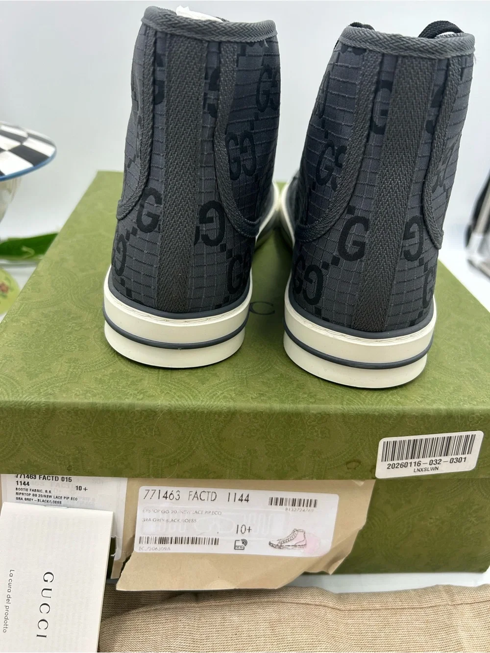 Men's Gucci tennis 1977 high top sneakers size 10.5 fits 11.5 US made in Italy